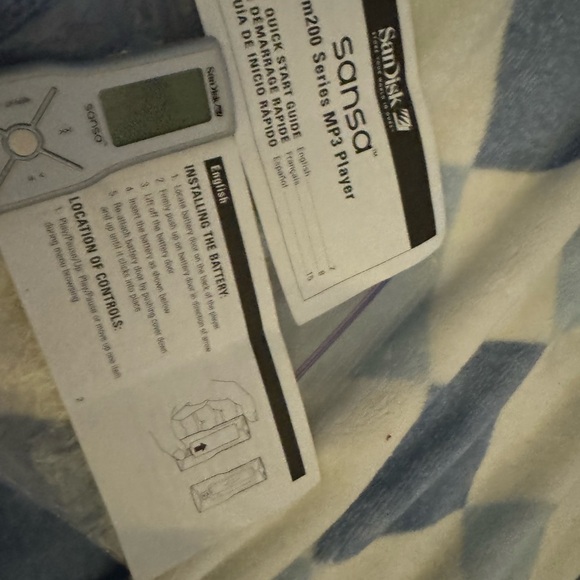 Sandisk Sansa M240 (1GB) Digital Media MP3 Player Gray Good working condition - Picture 2 of 9